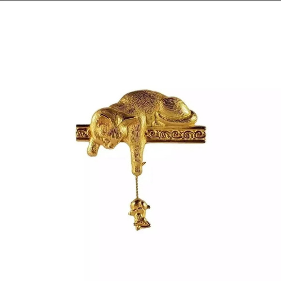 VTG JJ Kitty Cat & Mouse Brooch Signed Pin Dangle Gold Tone Costume Jewelry - Picture 3 of 7